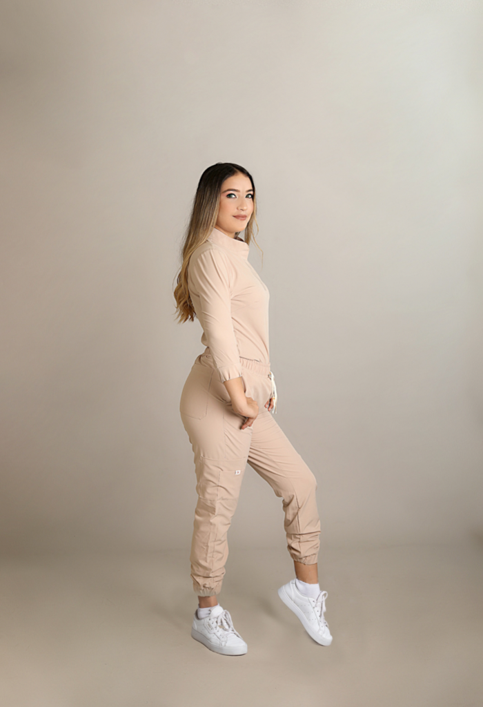 Scrub ON ME Jogger Beige
