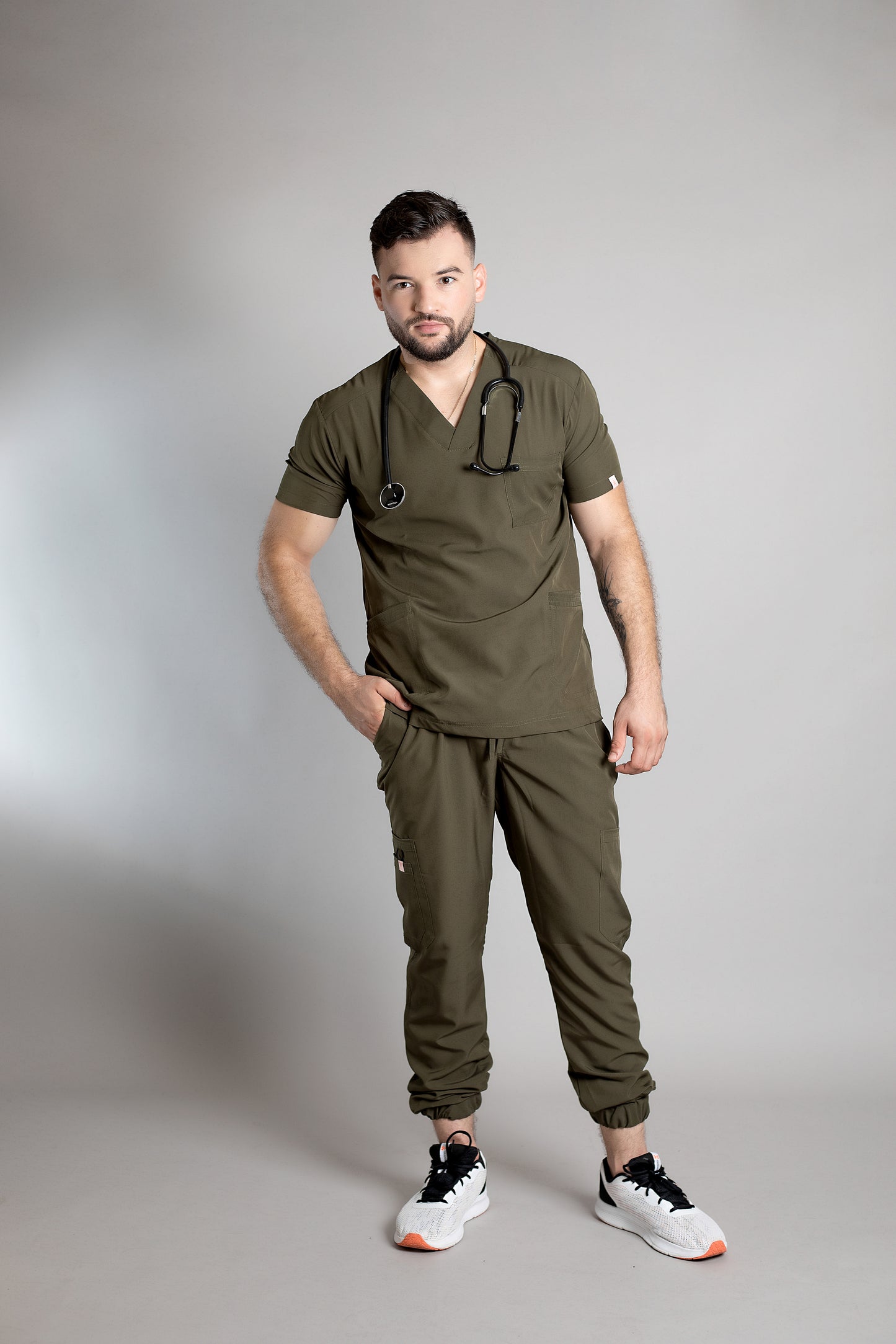 Scrub FANCY Jogger Militar – MEDIK UNIFORMS