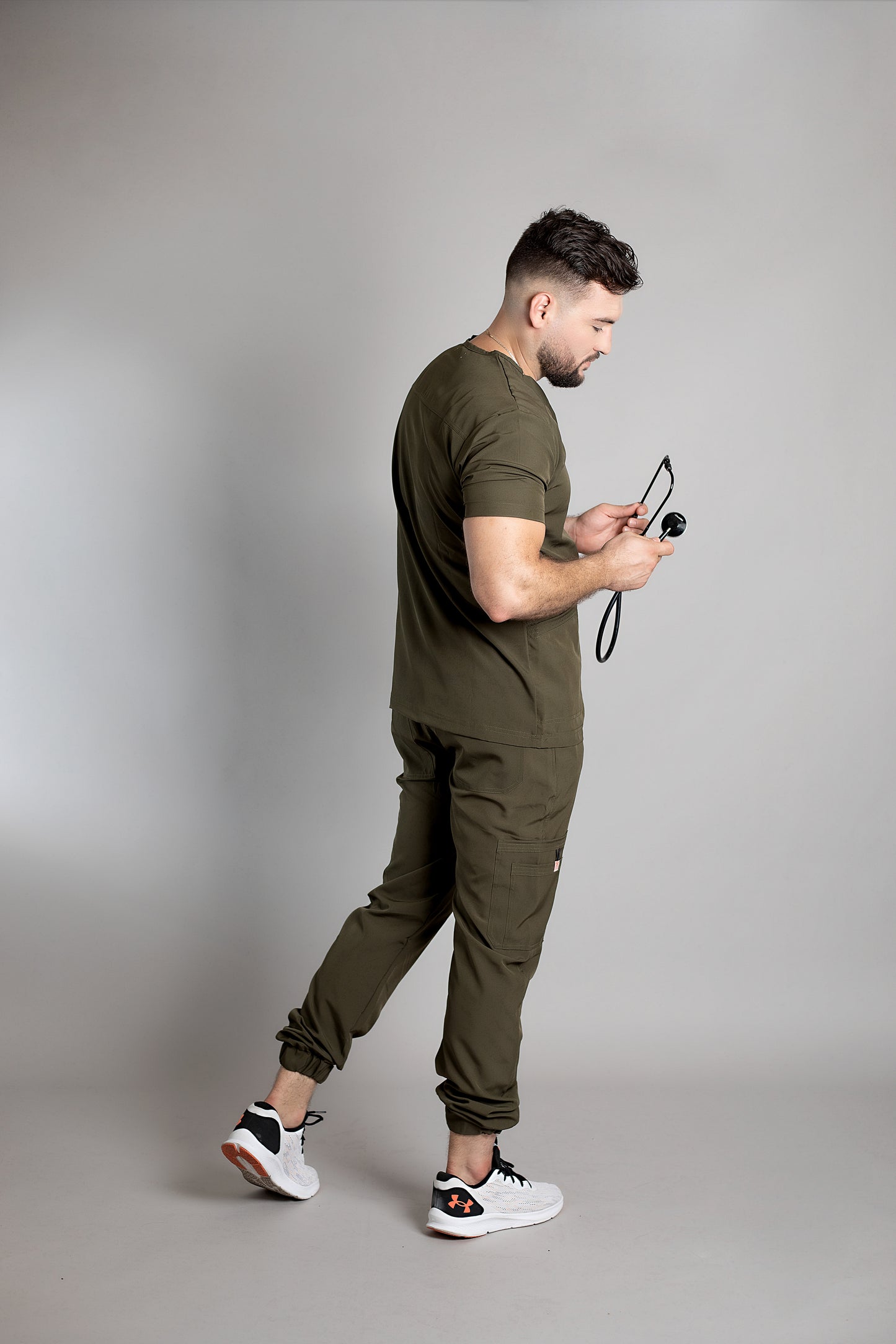 Scrub FANCY Jogger Militar – MEDIK UNIFORMS